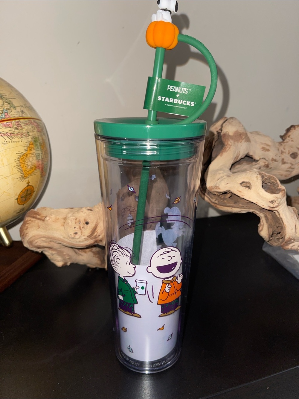 NWT! Starbucks x Peanuts 24 ounce cold cup with Snoopy topper